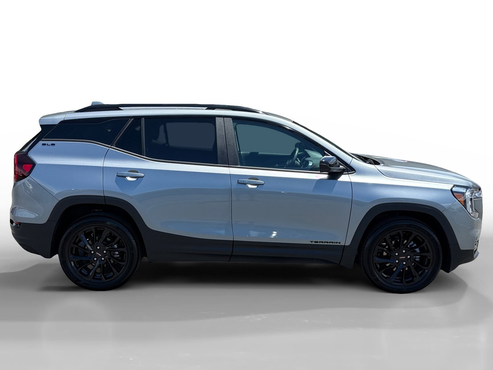 Used 2023 Sterling Metallic GMC SLE image 6