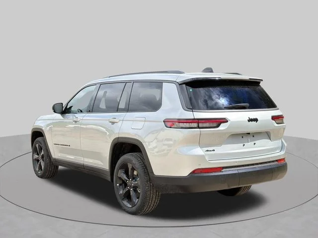 New 2026 Silver Zynith Jeep Limited image 6