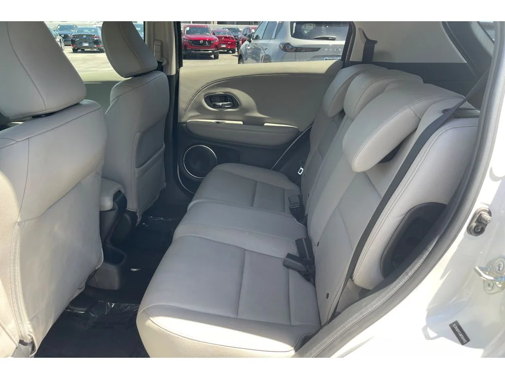 Used 2018 White Orchid Pearl Honda EX-L Navi image 15