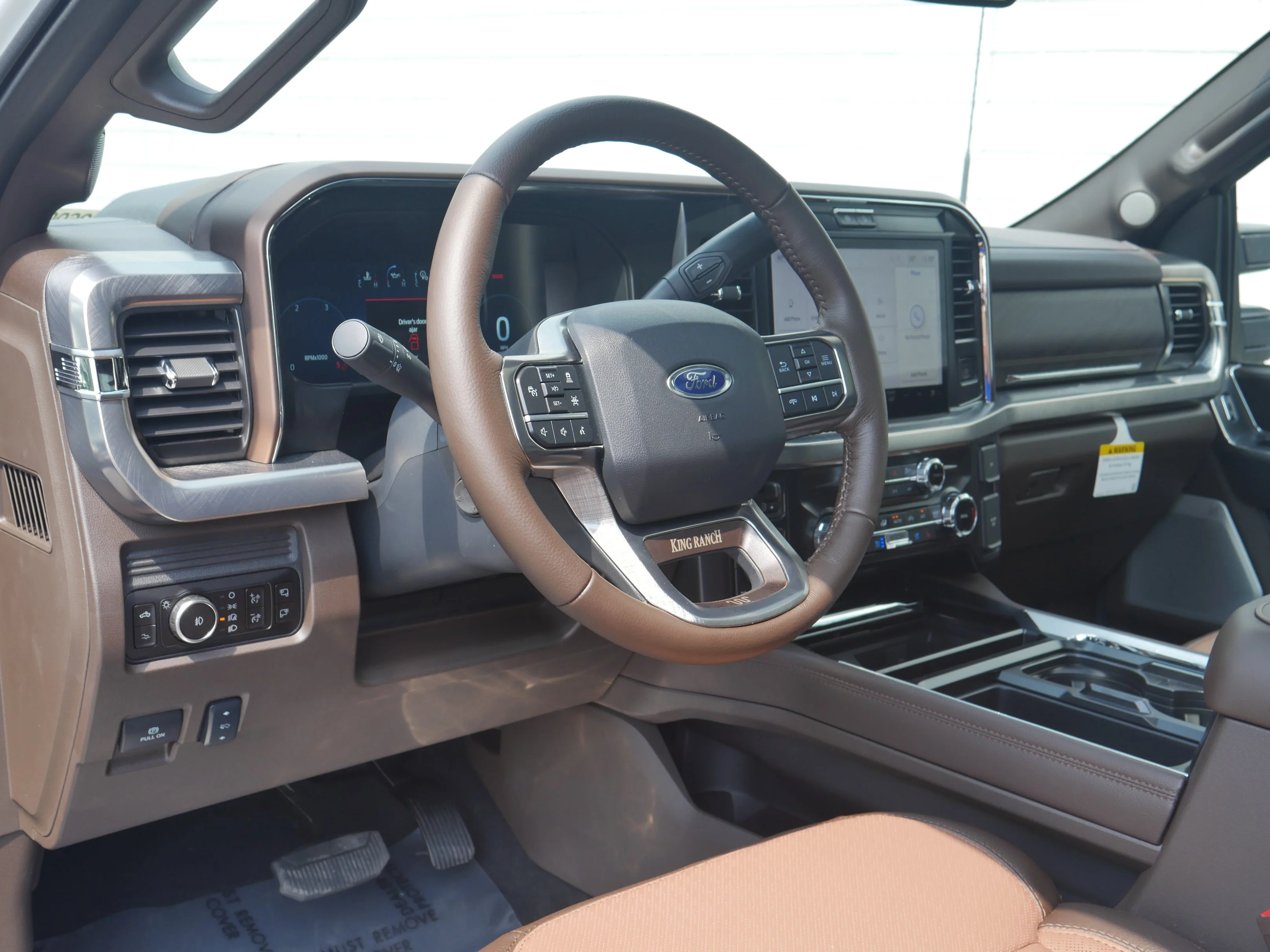 New 2026 STAR WHITE Ford King Ranch image 4