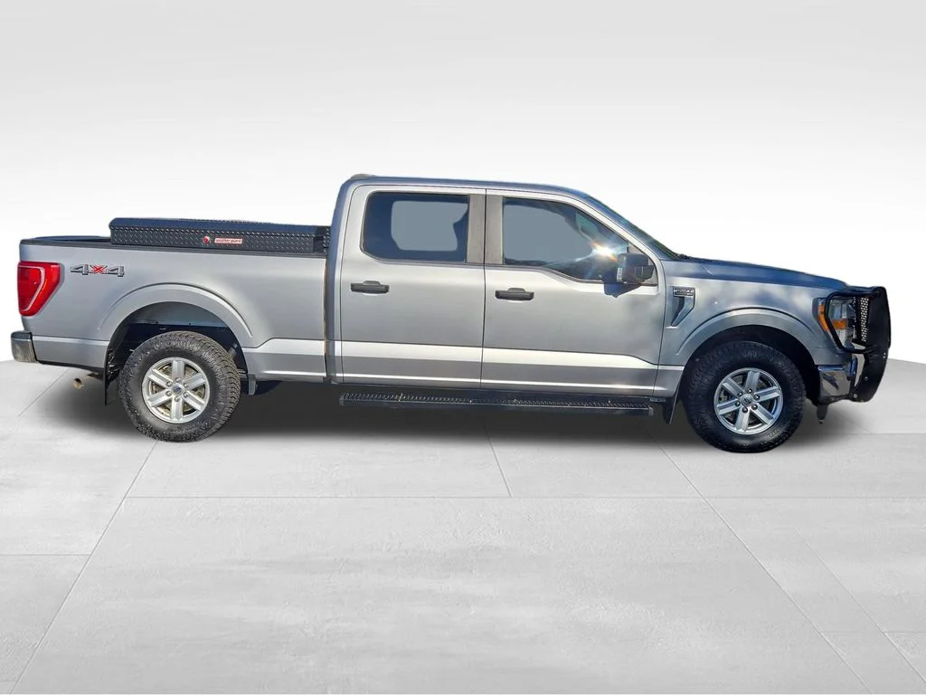 Used 2022 Silver Metallic Ford XLT image 10