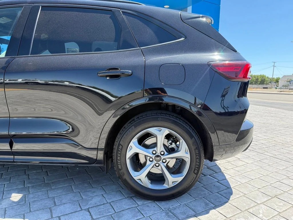Used 2023 Black Ford ST-Line image 13