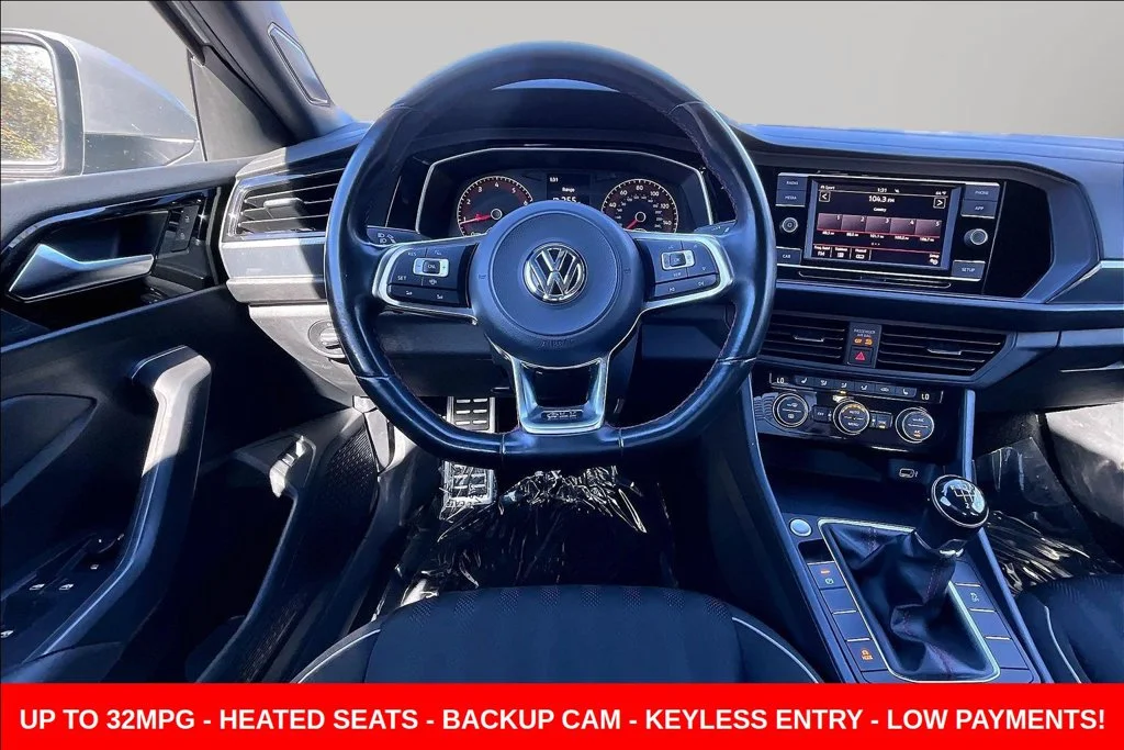 Used 2019  Volkswagen 2.0T S image 8
