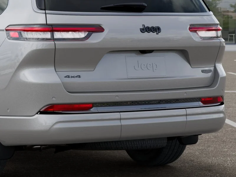 New 2026 Silver Zynith Exterior Paint Jeep Summit image 39
