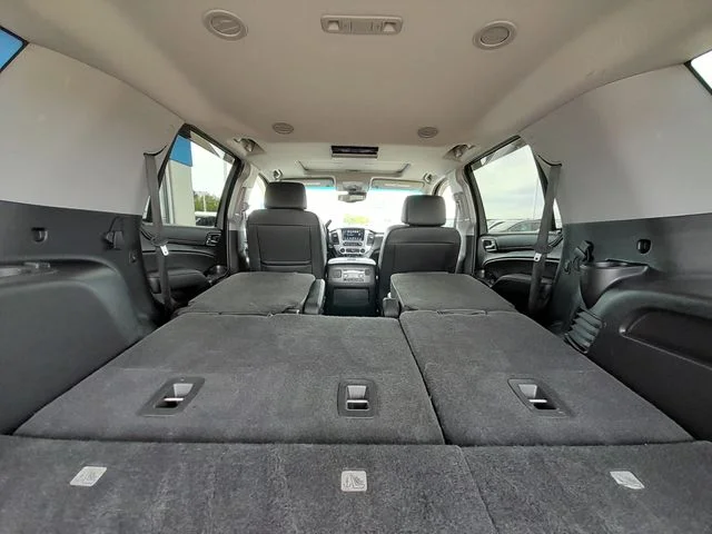 Used 2018 White GMC SLT image 59