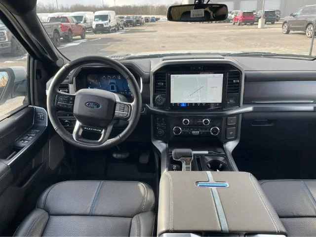 New 2025 Space White Metallic Ford Platinum® image 62