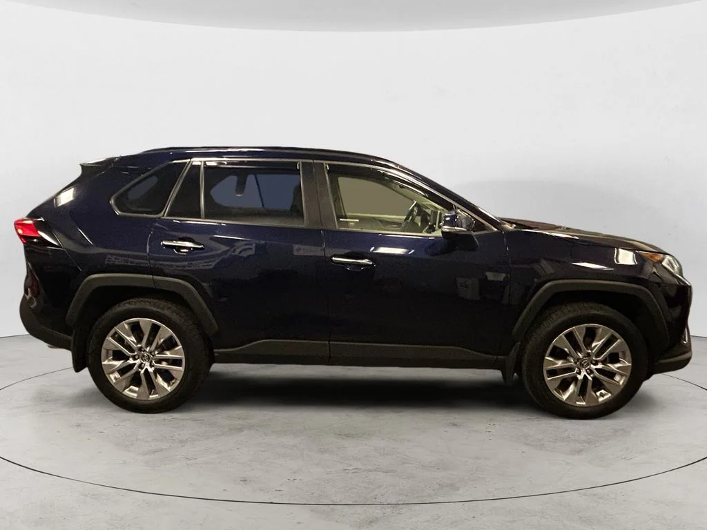 Used 2019 Blueprint Toyota Limited image 6