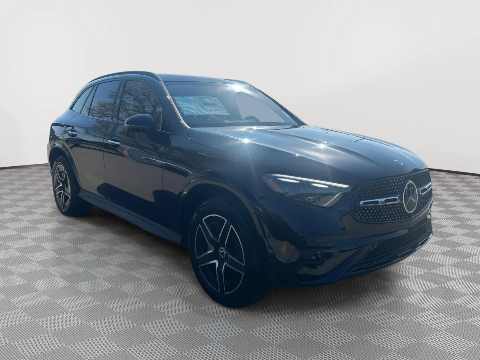 2026 Mercedes-Benz GLC GLC 300 4MATIC's photo