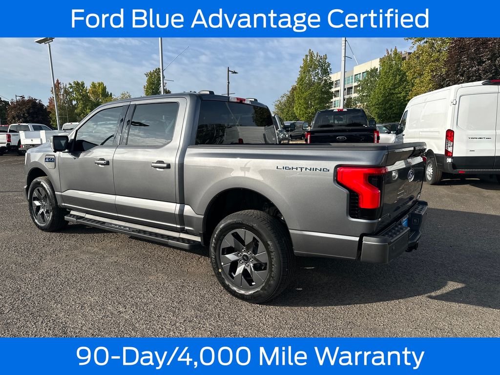 Used 2025 Gray Ford Flash image 5