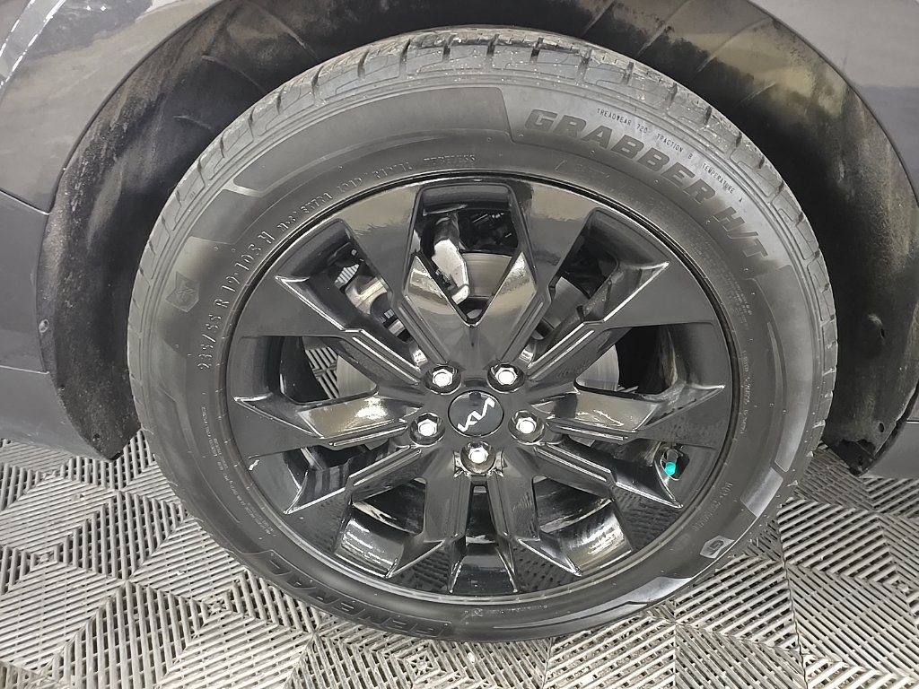 Used 2022 Gray Kia SX Prestige image 14