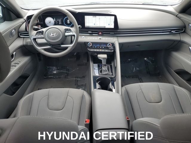 Certified Used 2025 White Hyundai SEL Convenience image 22