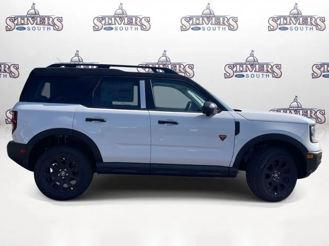 New 2026 White Ford Badlands image 2
