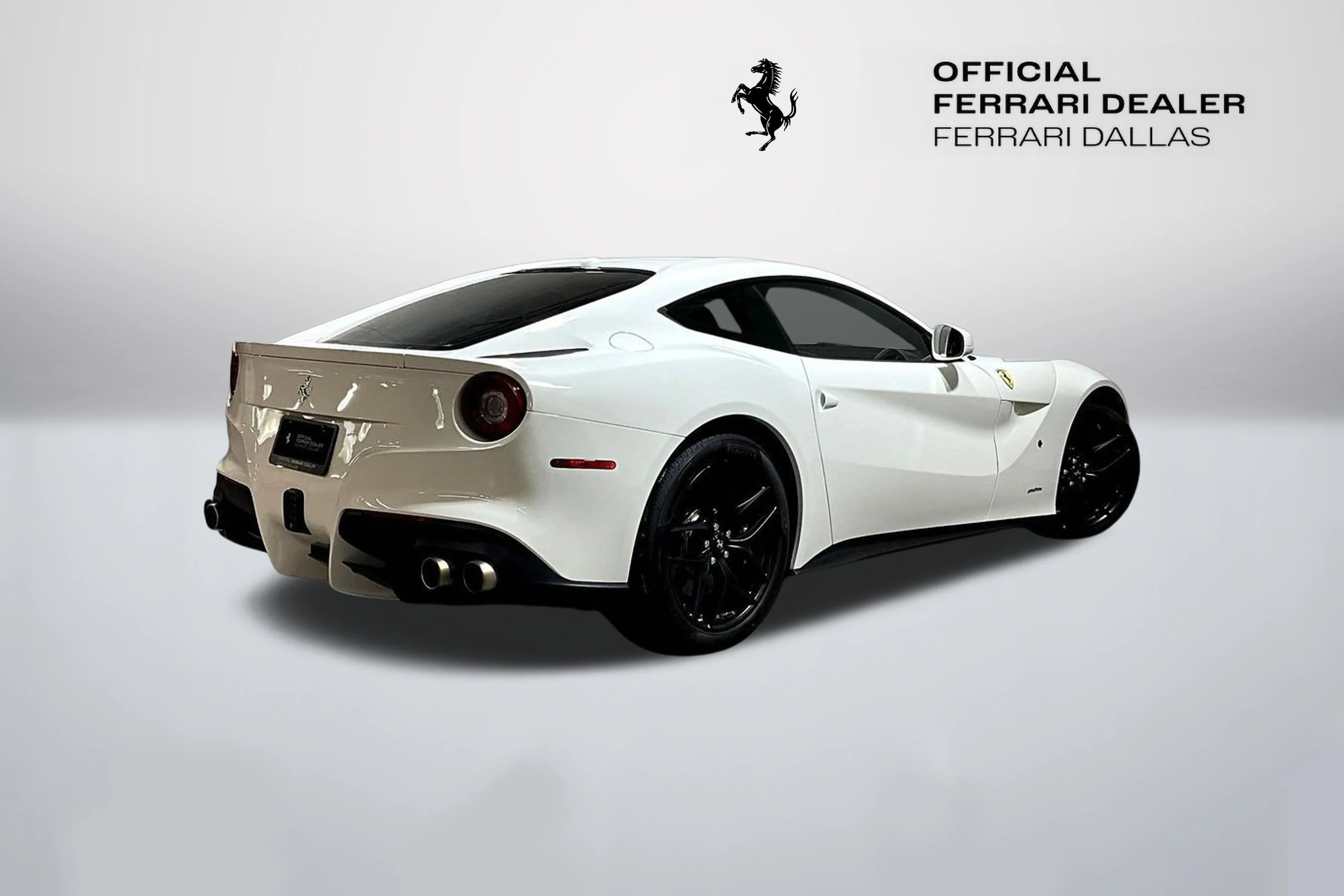 Used 2016 Bianco Avus Ferrari Berlinetta image 7