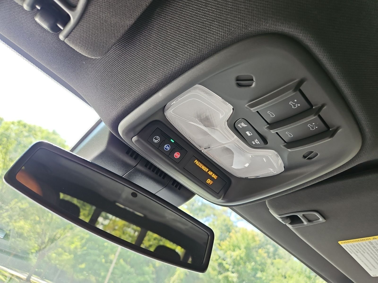 Used 2025 Gray Chevrolet Z71 image 30