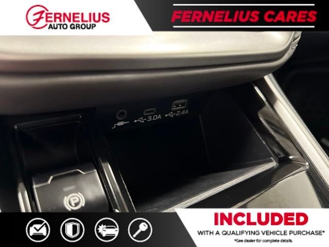 Used 2025 White Subaru Onyx Edition image 37