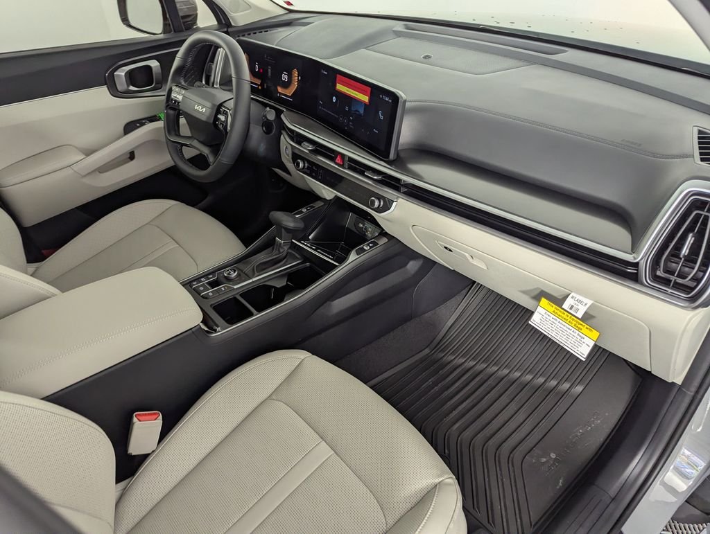 New 2026 Wolf Gray Kia EX image 36