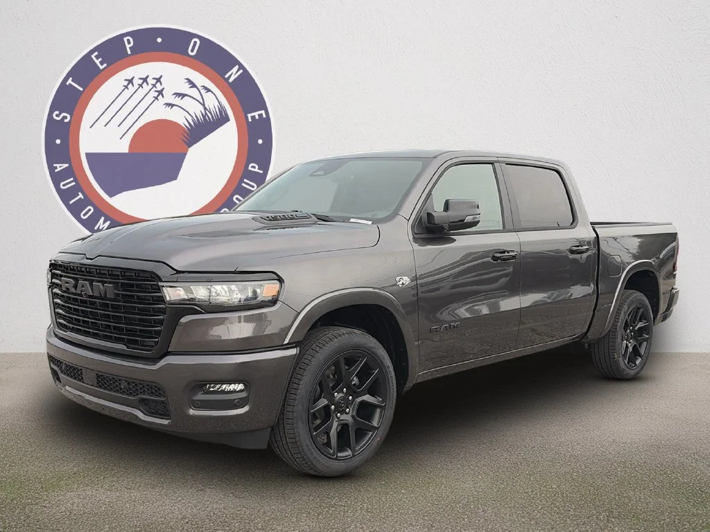 New 2026 Granite Crystal Metallic Clear-Coat Exterior Paint RAM Laramie image 2