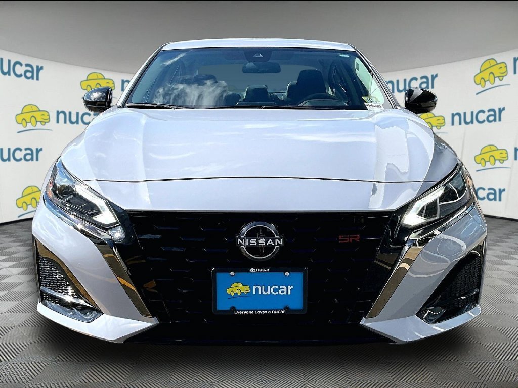 Used 2024 Gray Nissan 2.5 SR image 2