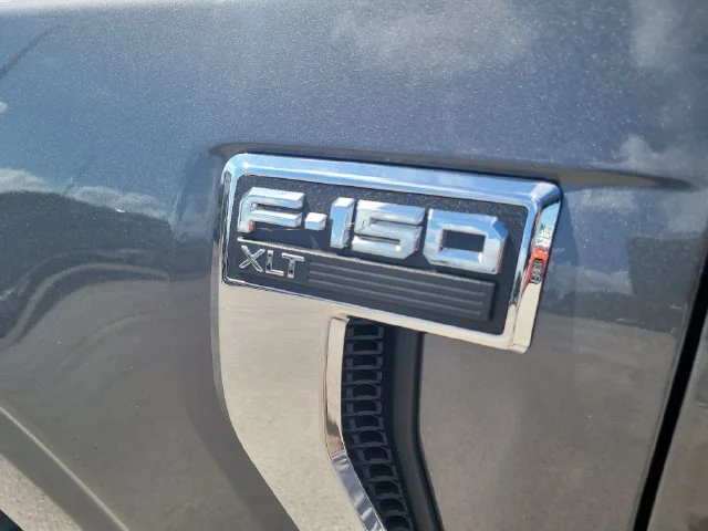Used 2025 Gray Ford XLT image 9