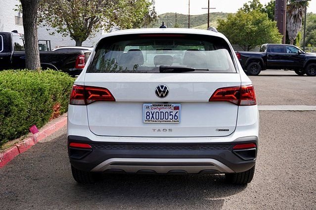 Used 2022 White Volkswagen 1.5T S image 8