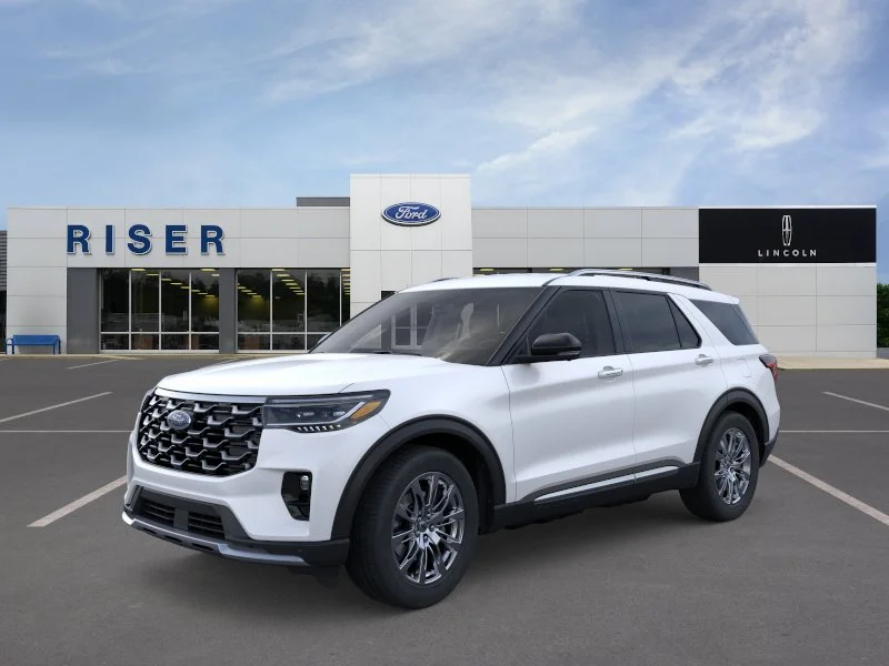 2026 Ford Explorer Platinum's photo