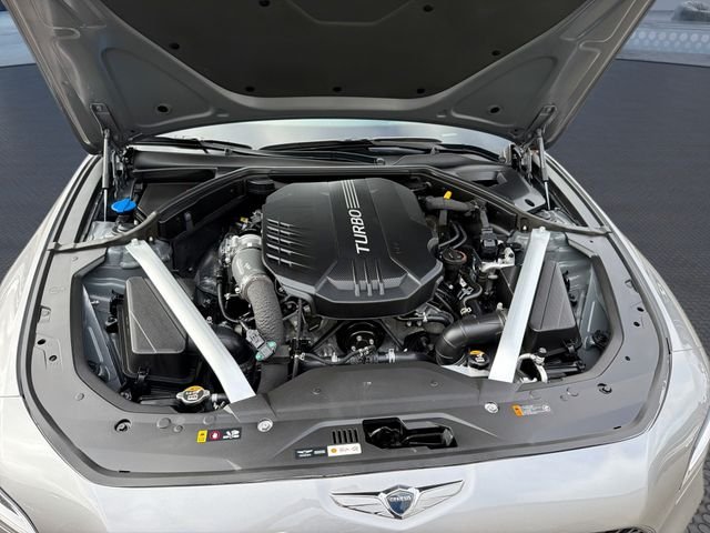 2023 GENESIS G70 Standard - Photo 18