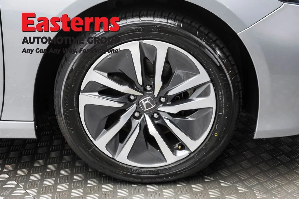 Used 2020 Silver Honda EX image 29