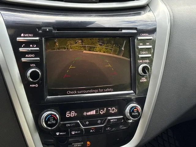 Used 2020 Super Black Metallic Nissan SV image 25