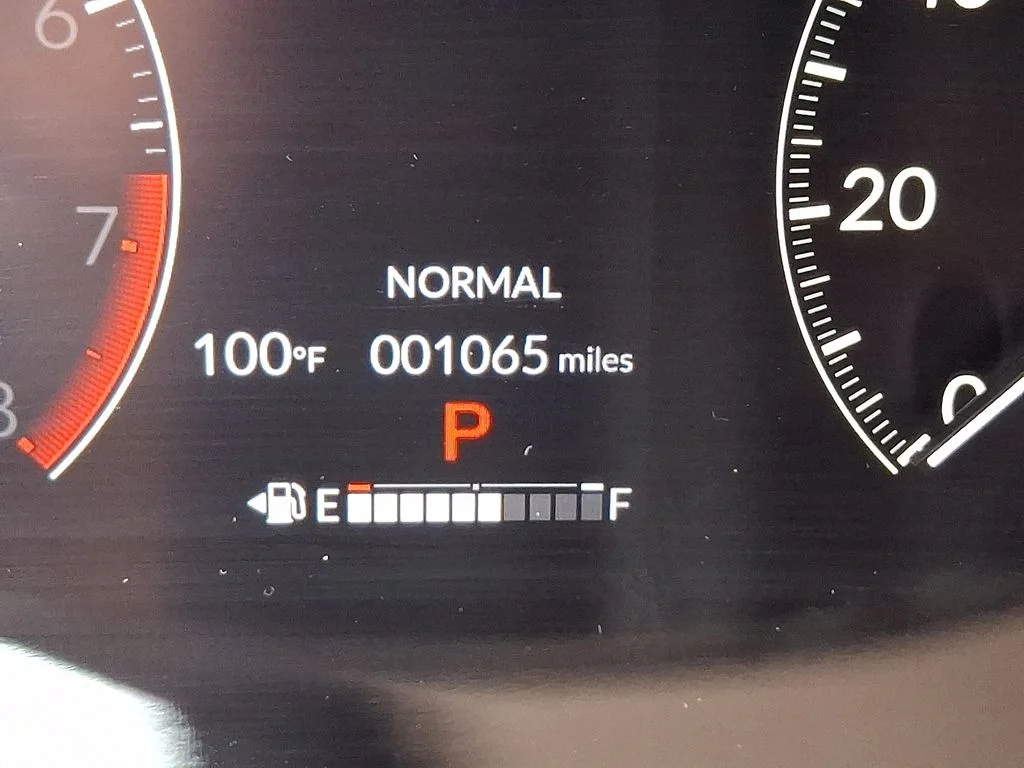 Certified Used 2025  Honda LX image 19