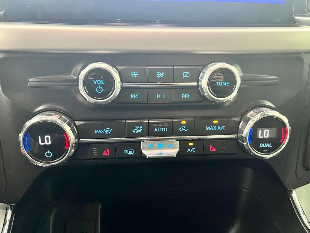 Used 2021  Ford XLT image 27