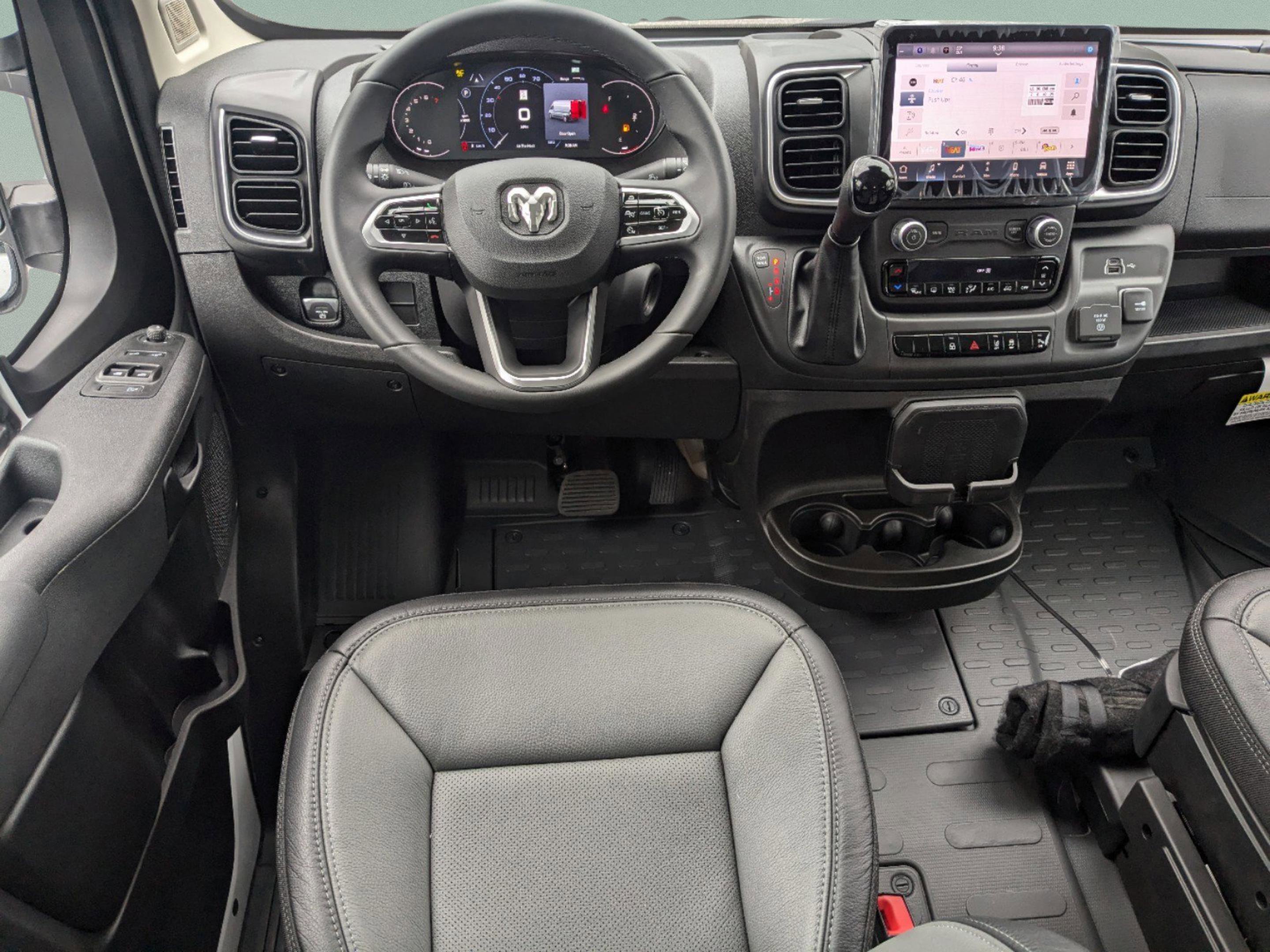 2025 RAM ProMaster Window Van Base - Photo 12