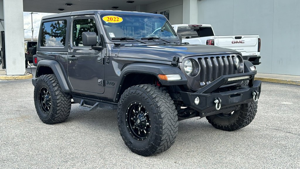 Used 2022 Gray Jeep Sport S image 32