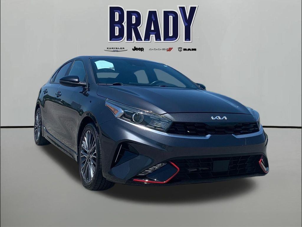 2023 Kia Forte GT-Line AT's photo