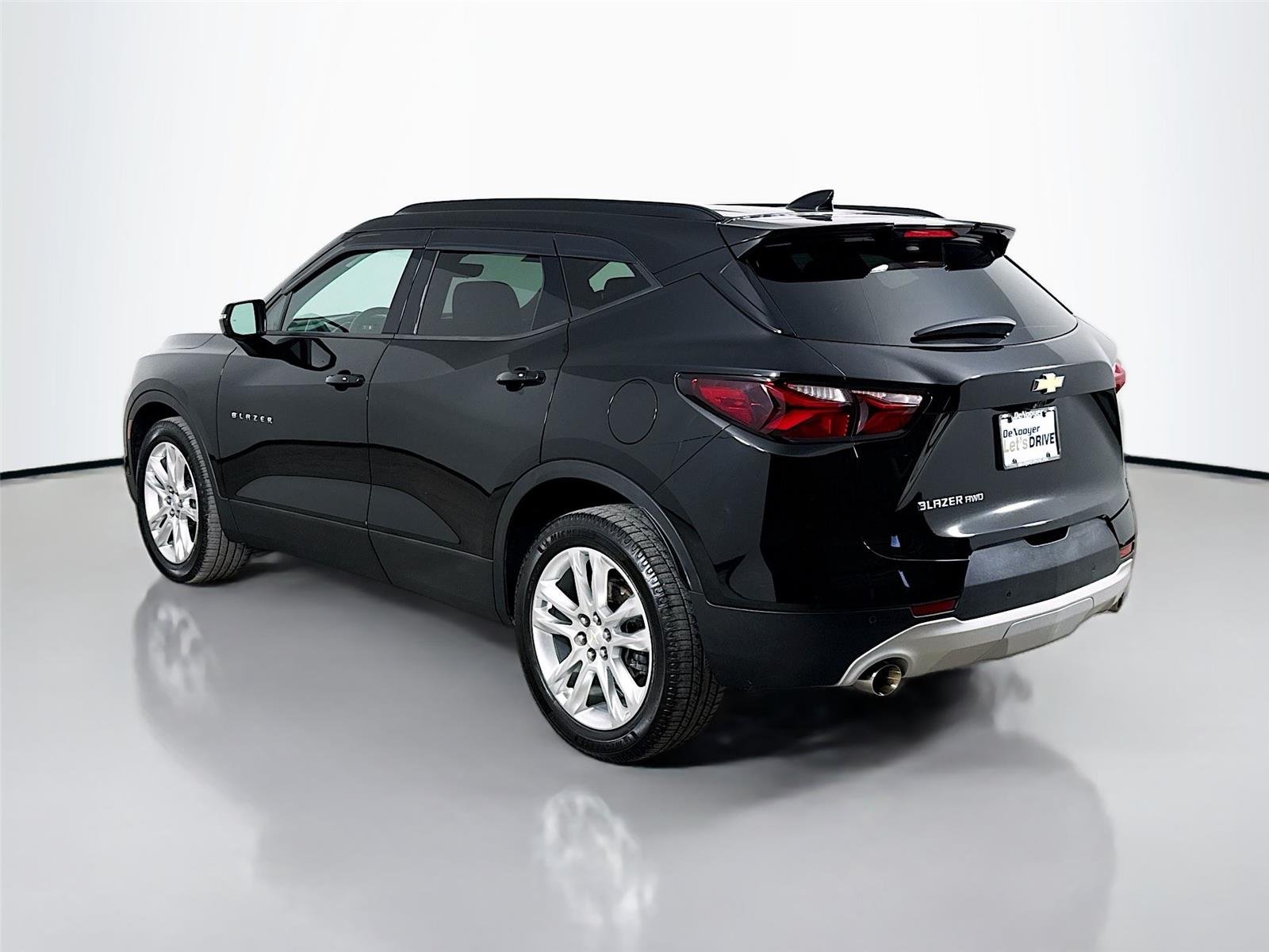 Used 2019 BLACK Chevrolet 4DR AWD LT image 7