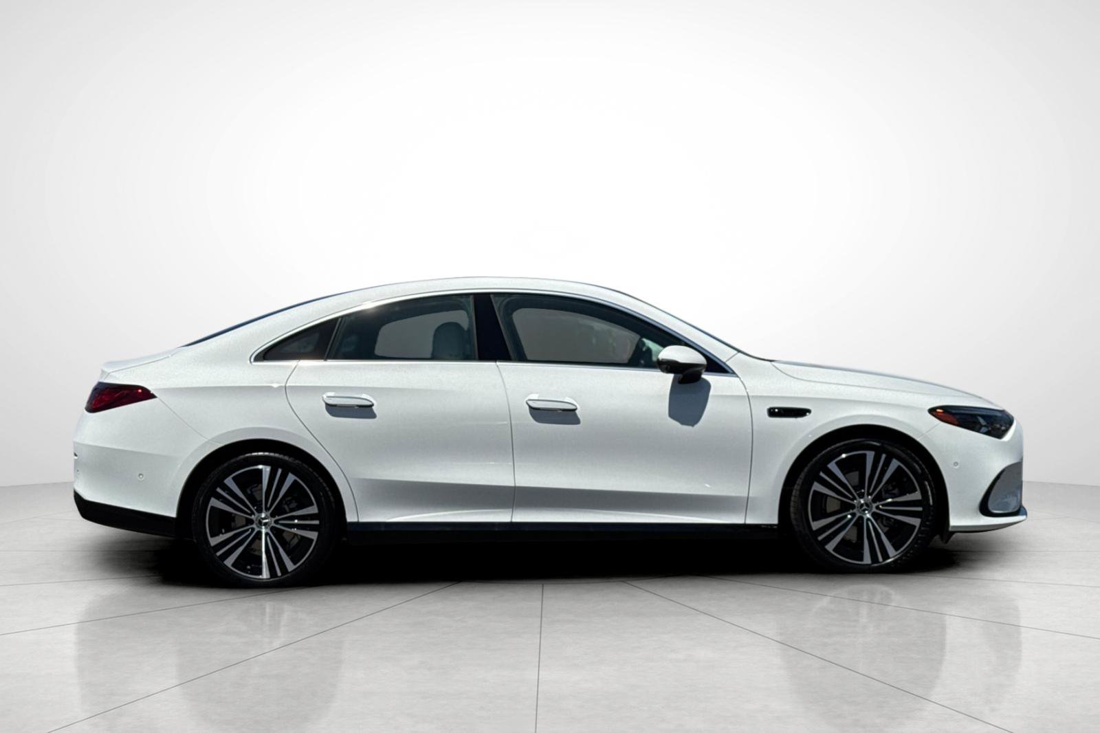 New 2027 Polar White Mercedes-Benz CLA 220 image 31