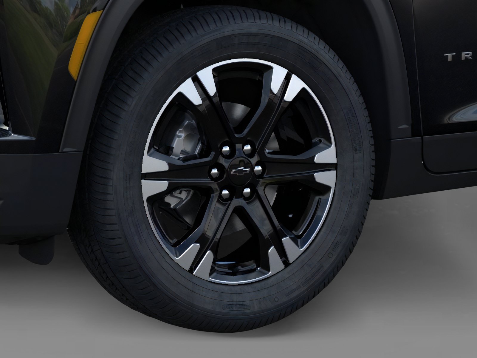 2027 Chevrolet Traverse LT - Photo 9