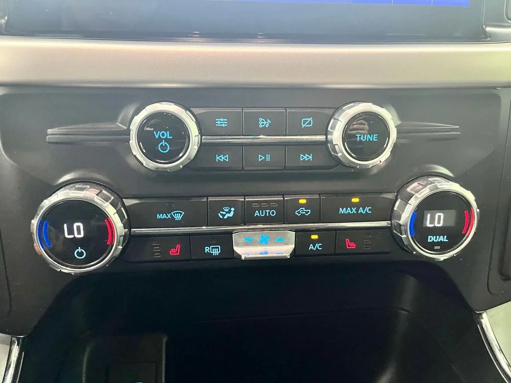 Used 2021  Ford XLT image 27