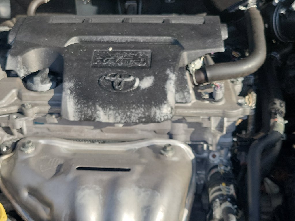Used 2015 White Toyota Limited image 33