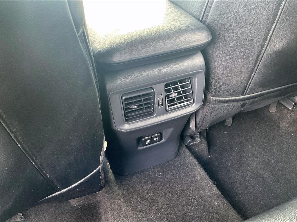 Used 2019 Black Toyota XLE image 26