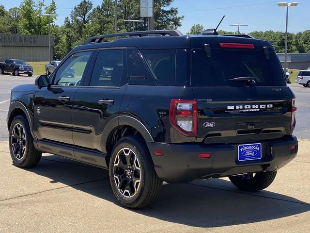 New 2026 Shadow Black Ford Outer Banks image 4
