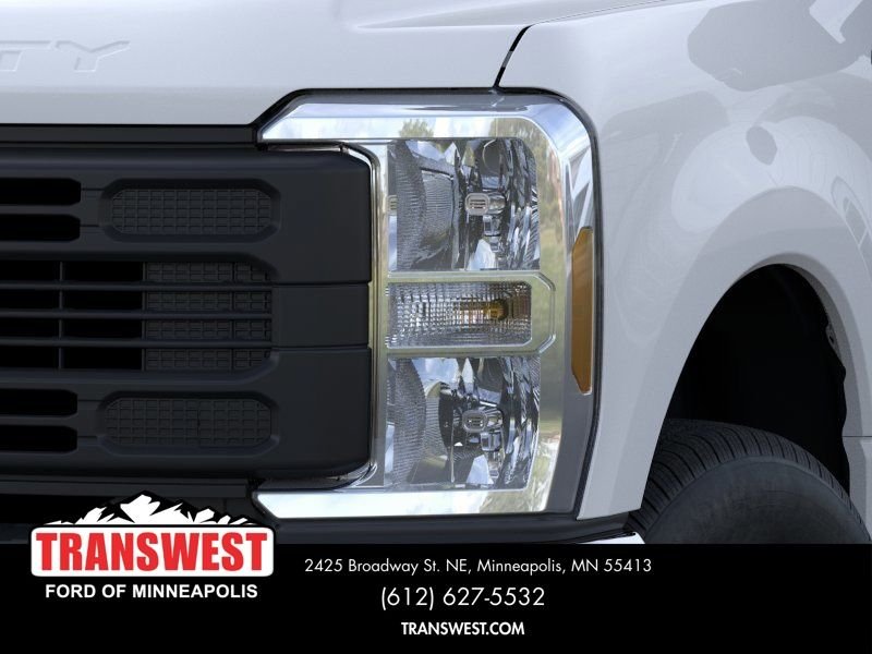 New 2026 Oxford White Ford F-350® XL image 18