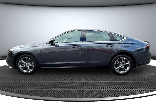 Used 2024  Honda EX image 8