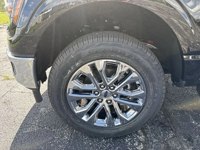 New 2026 Agate Black Metallic Ford XLT image 19