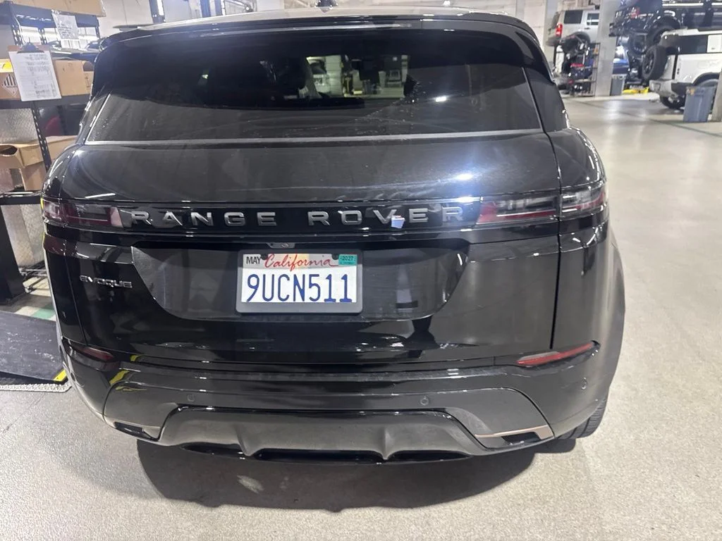 Used 2024  Land Rover Dynamic image 6