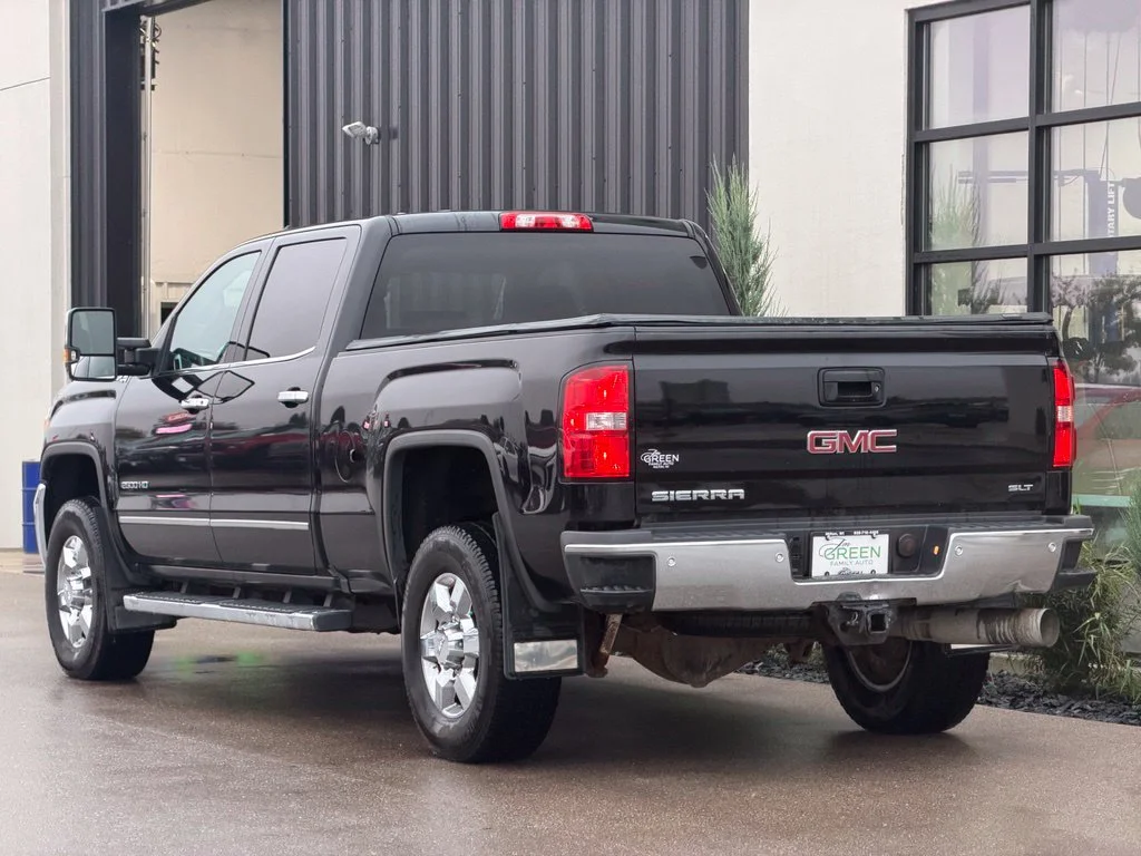 Used 2019 Black GMC SLT image 3
