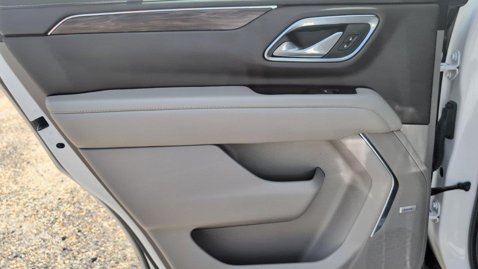 Used 2023 SUMMIT WHITE Chevrolet Z71 image 37