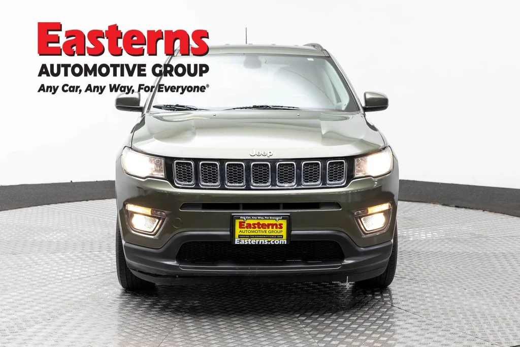 Used 2021 Green Jeep Latitude image 2