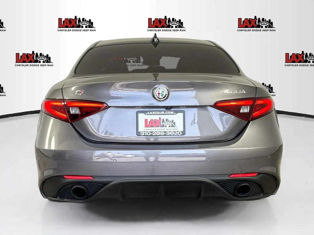 Used 2023 Gray Alfa Romeo Veloce image 6