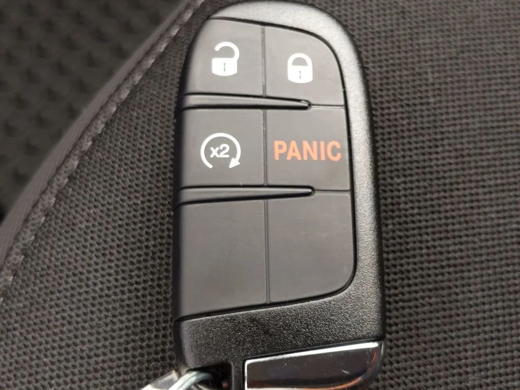 Used 2023 Black Jeep Trailhawk image 31