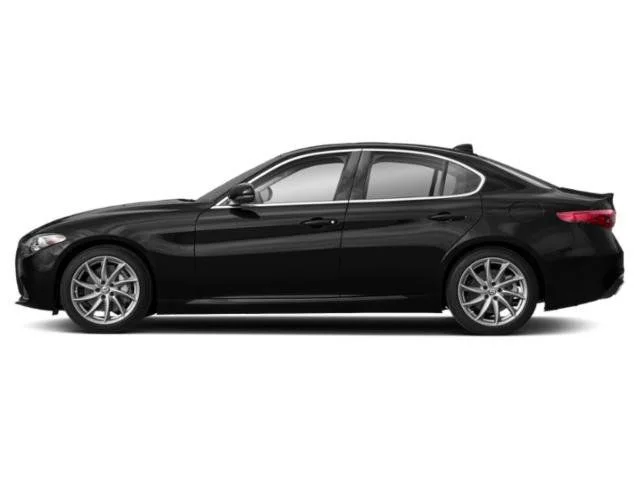 Used 2019 White Alfa Romeo Base image 6